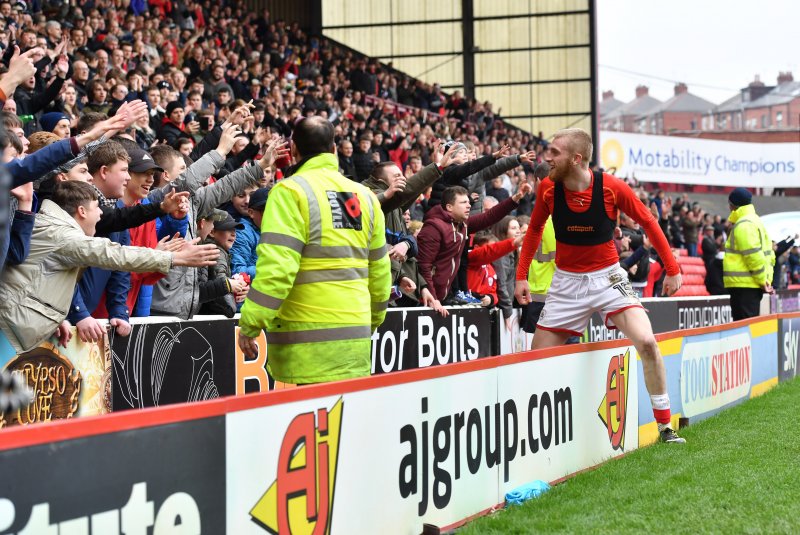 Other image for Blades back at Oakwell with both teams under pressure